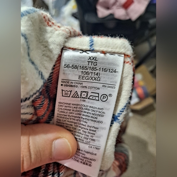 Gap flannel button down - Picture 8 of 8